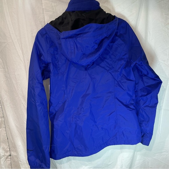 The North Face Black and Blue Jacket - Picture 4 of 4